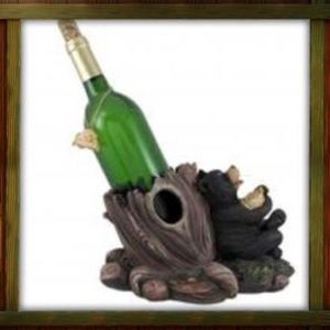 🆕🏬AUCTION PRICE👩🏻‍⚖️ Bear On Log Wine Bottle Holder